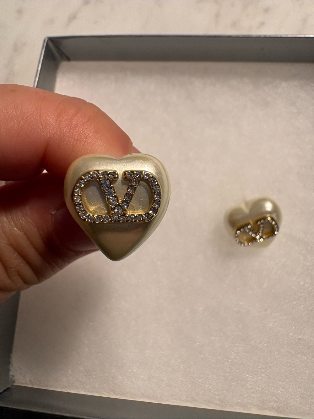 Valentino Garavani Ivory Heart Logo Crystal Stud Earrings - Picture 5 of 7